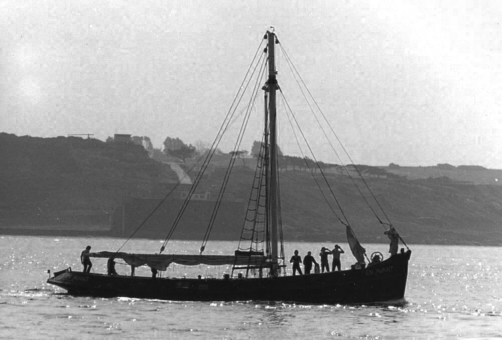 &laquo;En Avant&raquo;, ein zur Expeditionsyacht umgebauter Schlepper