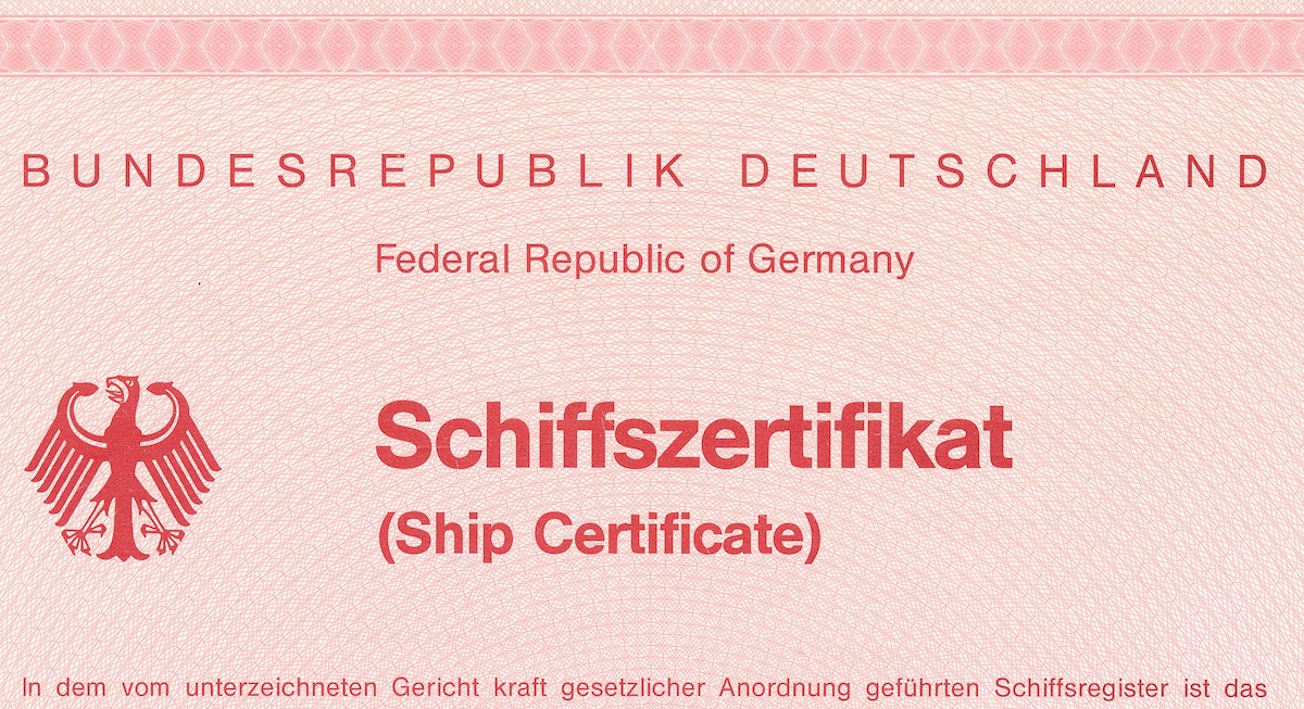 Teurer und auch langwieriger zu beschaffen ist das amtliche Schiffszertifikat
