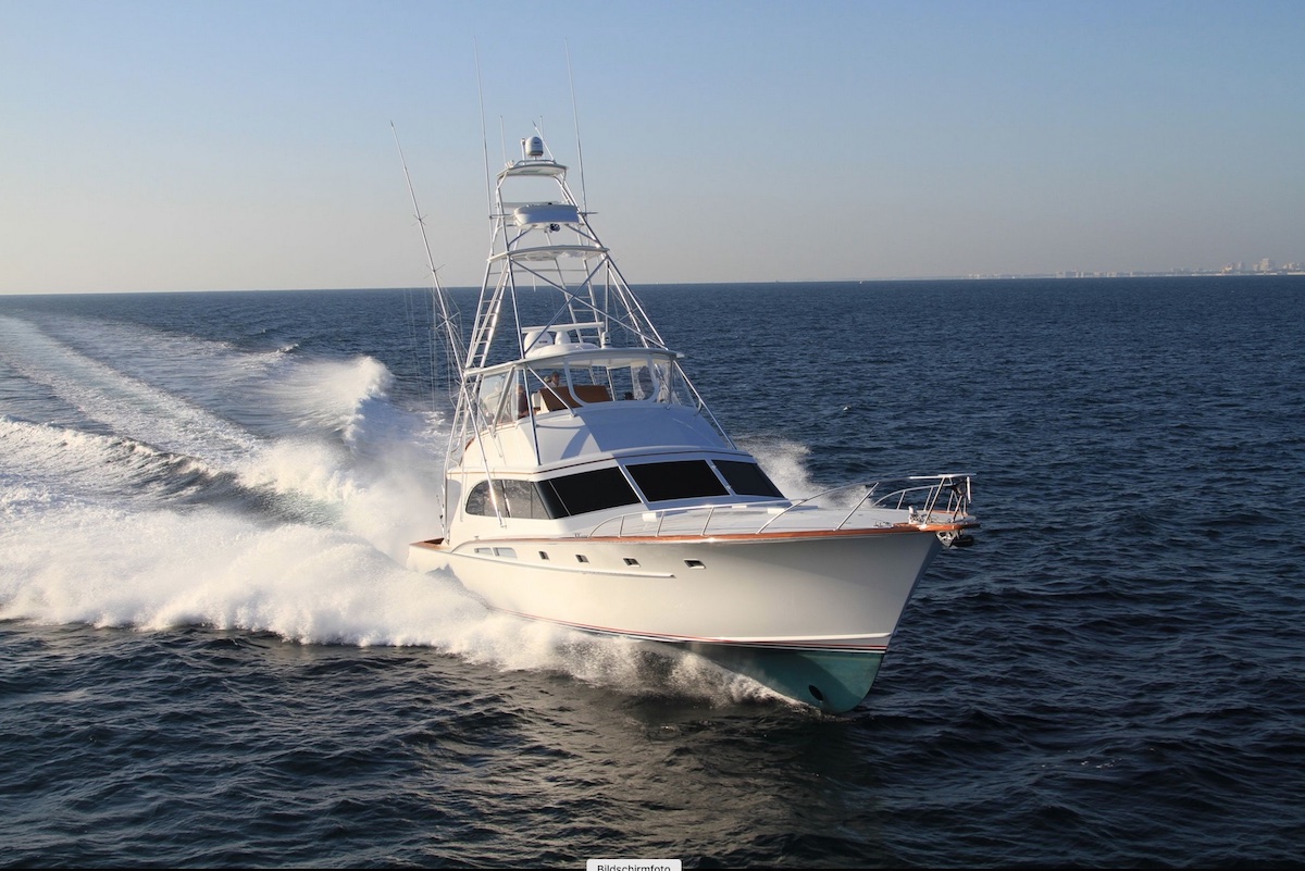 God bless America: 68 Fu&szlig; (ca. 21 m) Sportfisherman vor Florida