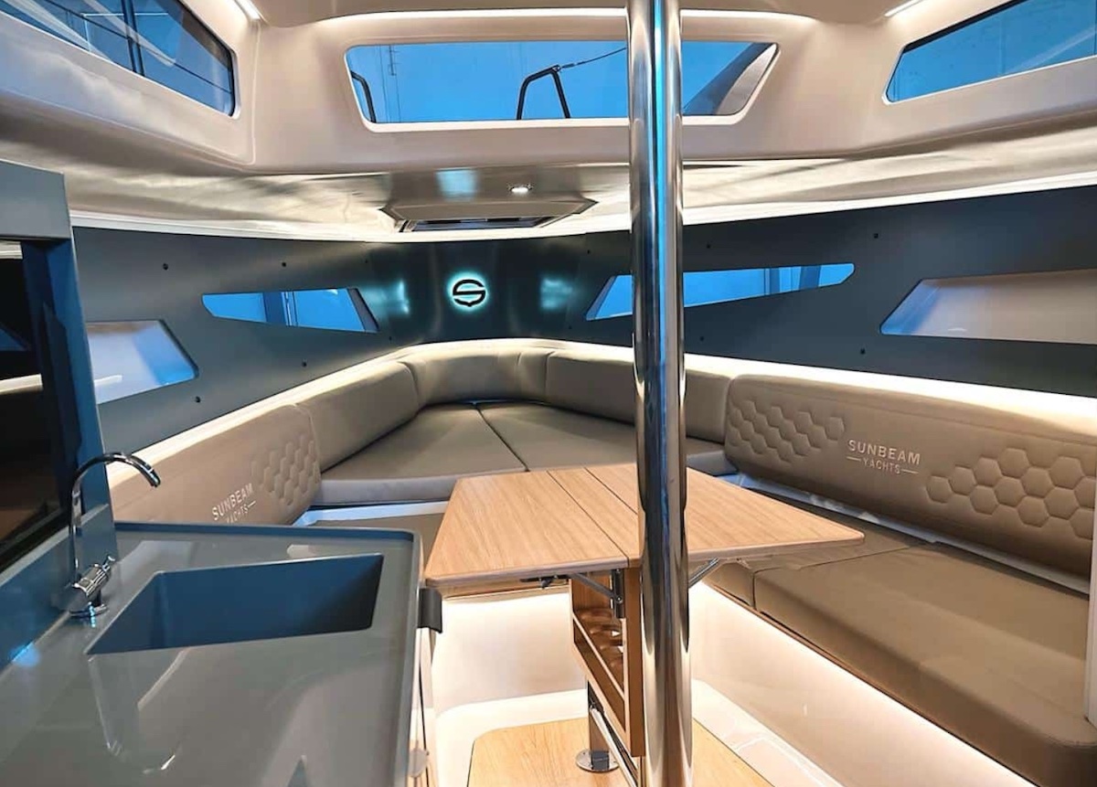 Die Sunbeam 32.1, ein Boot mit Durchblick